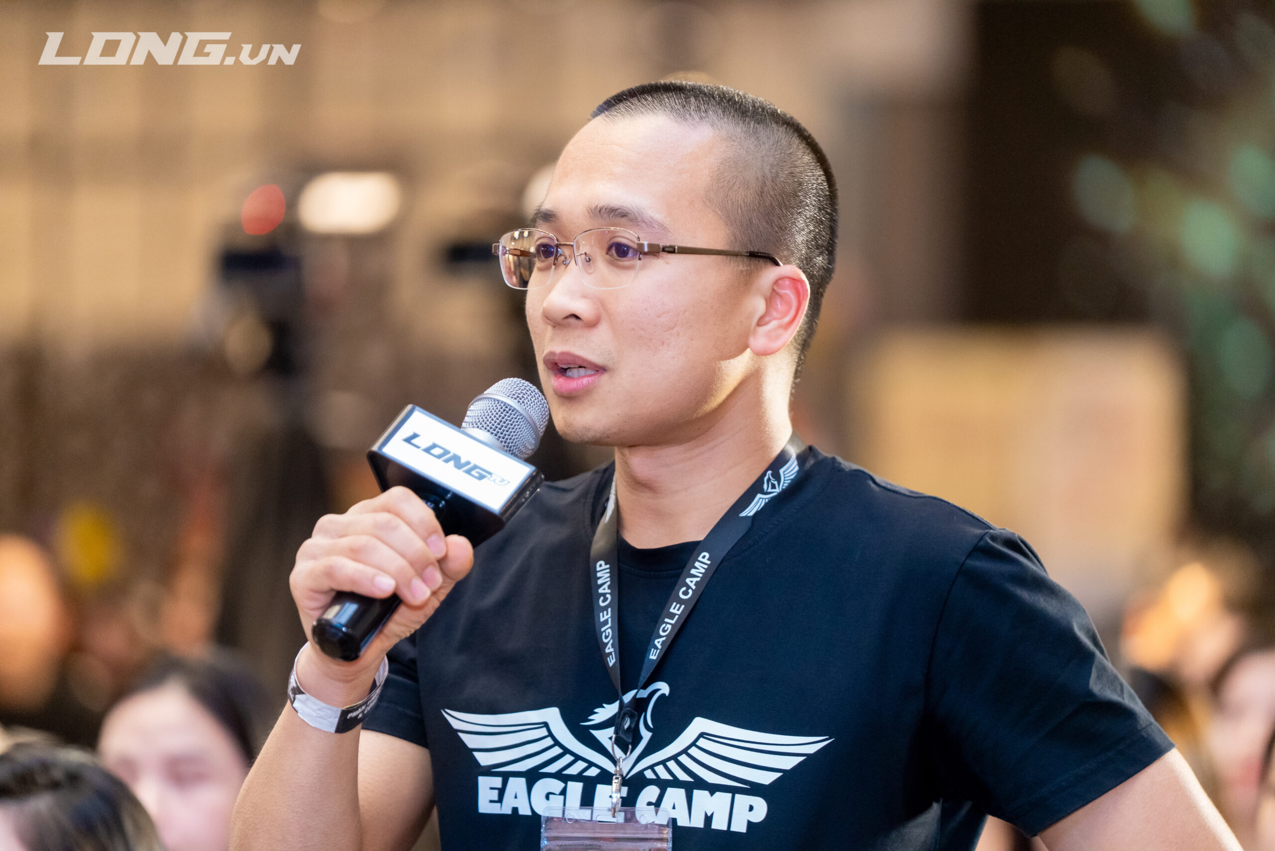 Bước Ngoặt Tư Duy Của Taka